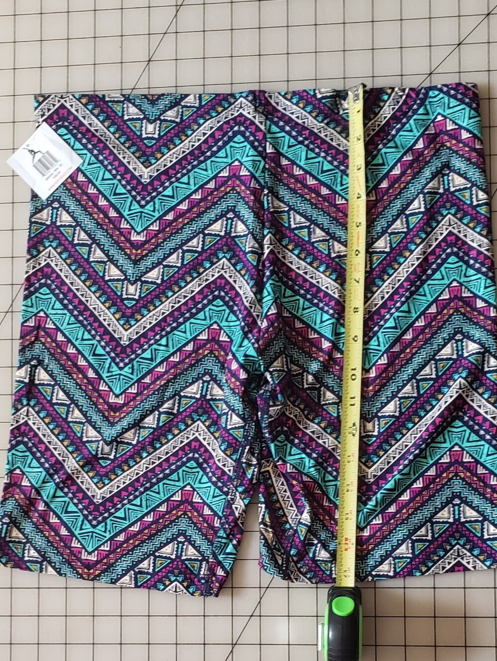 Buttery soft, light weight. Tribal print